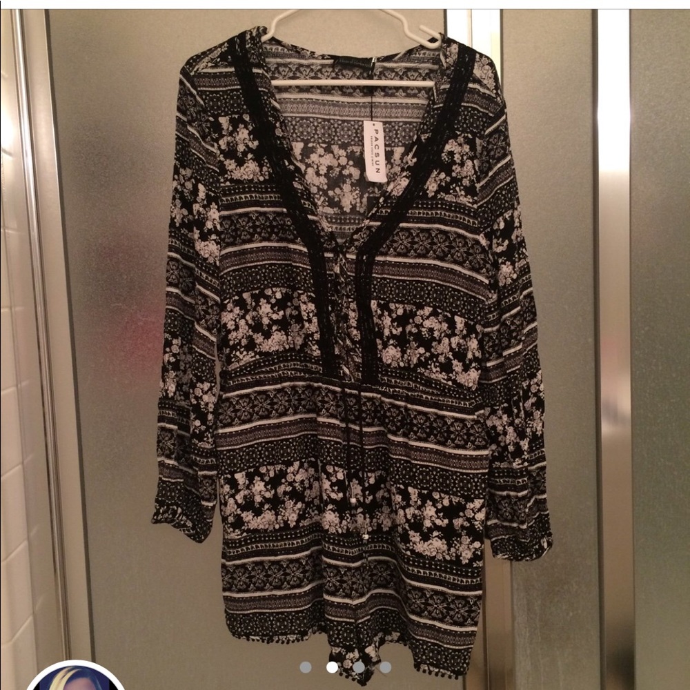 House of Harlow Black and White Romper With Tie - Picture 2 of 4